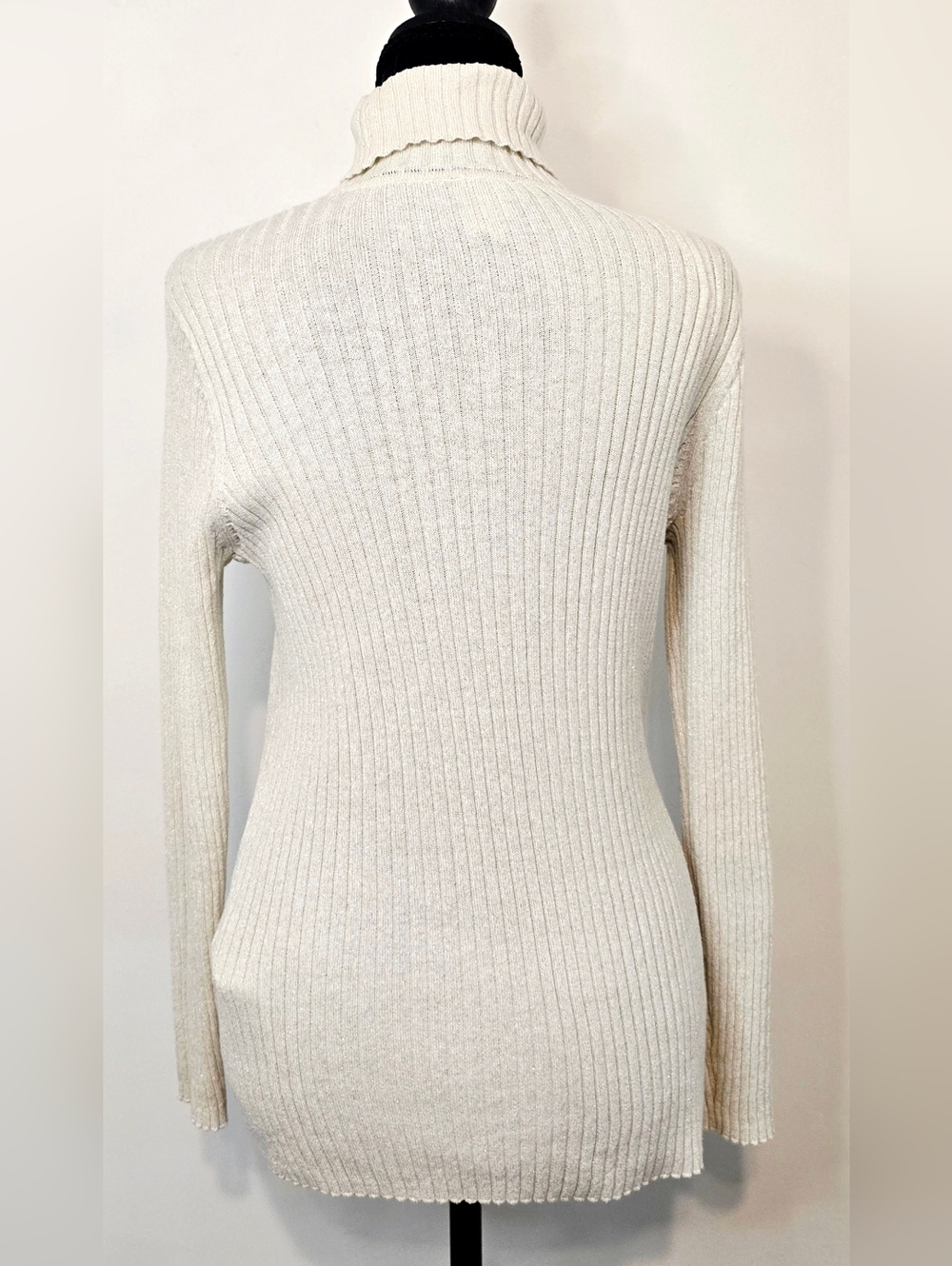 Chico’s Cream Ribbed Turtleneck Sweater Metallic Shimmer Knit Size 1 (M) - Picture 8 of 12